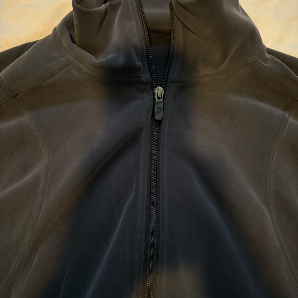 Lululemon black zip up jacket size 10